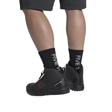 ElementStore - FU7540_FTW_on-model_front_transparent