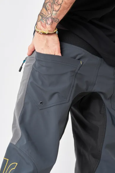 ElementStore - dirtlej-trailscout-halfhalf-shorts-2022-studio-8
