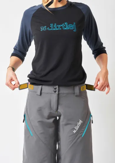 ElementStore - dirtlej-trailscout-ladies-summer-shorts-2022-studio-4