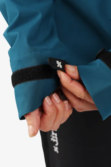 ElementStore - dirtlej-20250007-20250012-weathershield-waterproof-sapphire-blue-studio-4